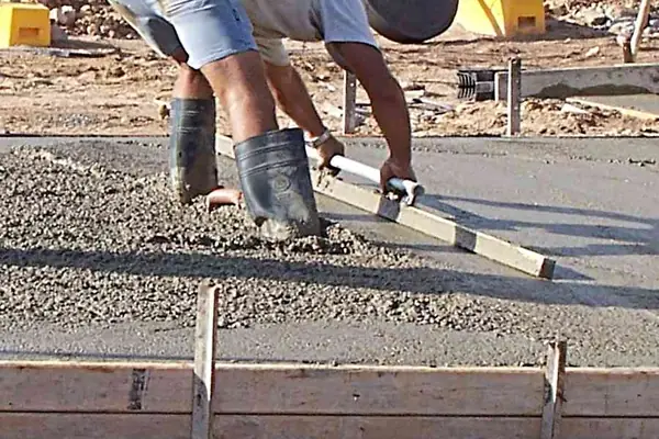 Screeding concrete